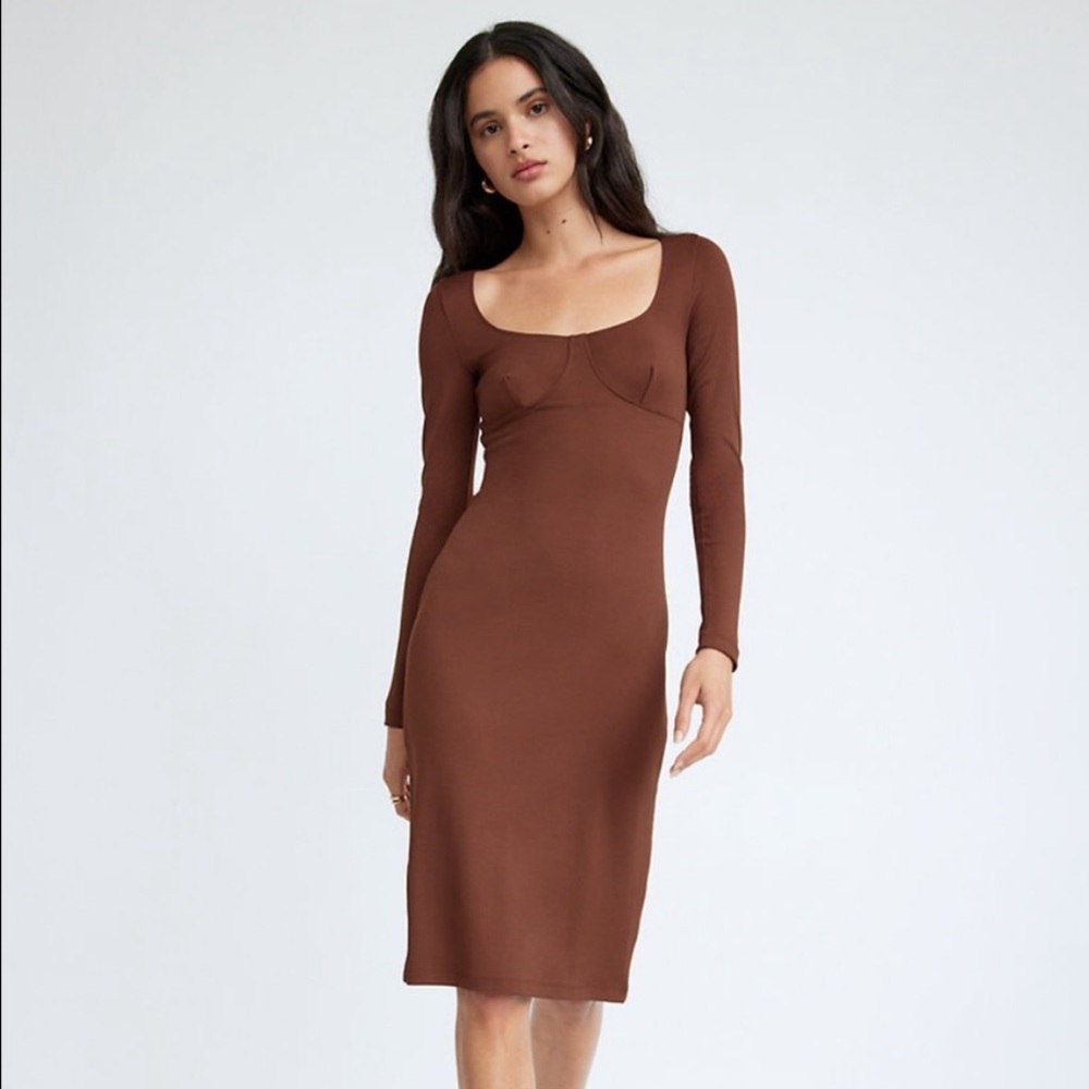 Aritzia Brown Long Sleeve Scoop Neck Midi Dress